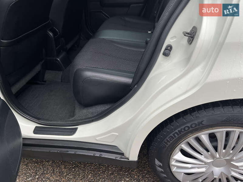 Хэтчбек Nissan TIIDA 2010 в Белой Церкви