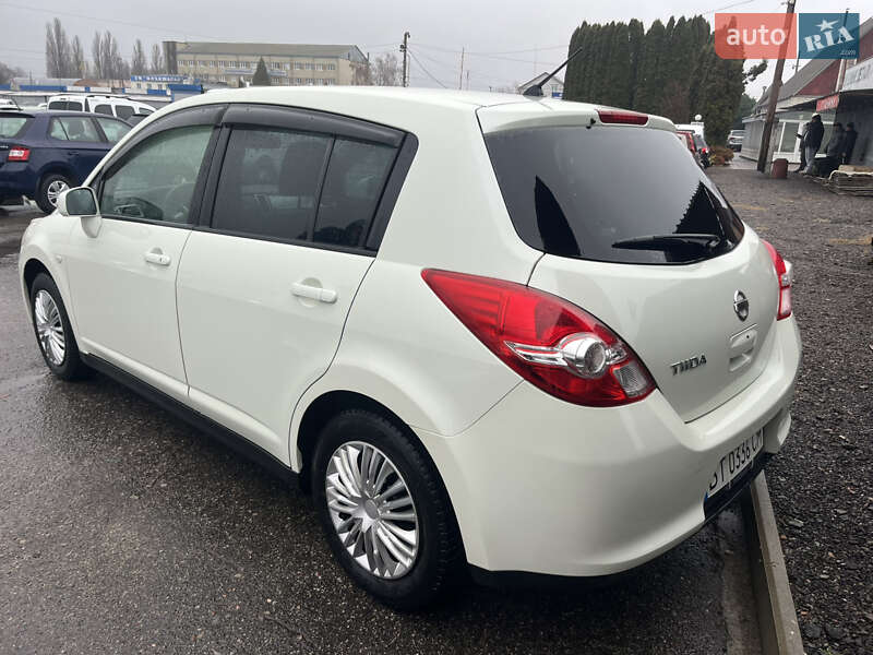 Хэтчбек Nissan TIIDA 2010 в Белой Церкви