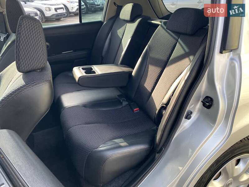 Хэтчбек Nissan TIIDA 2010 в Киеве фото 10 Хэтчбек Nissan TIIDA 2010 в Киеве