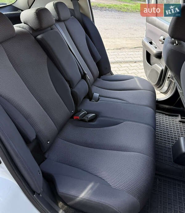 Хэтчбек Nissan TIIDA 2007 в Одессе фото 9 Хэтчбек Nissan TIIDA 2007 в Одессе