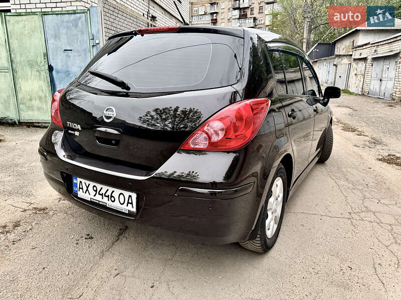 Хэтчбек Nissan TIIDA 2011 в Харькове