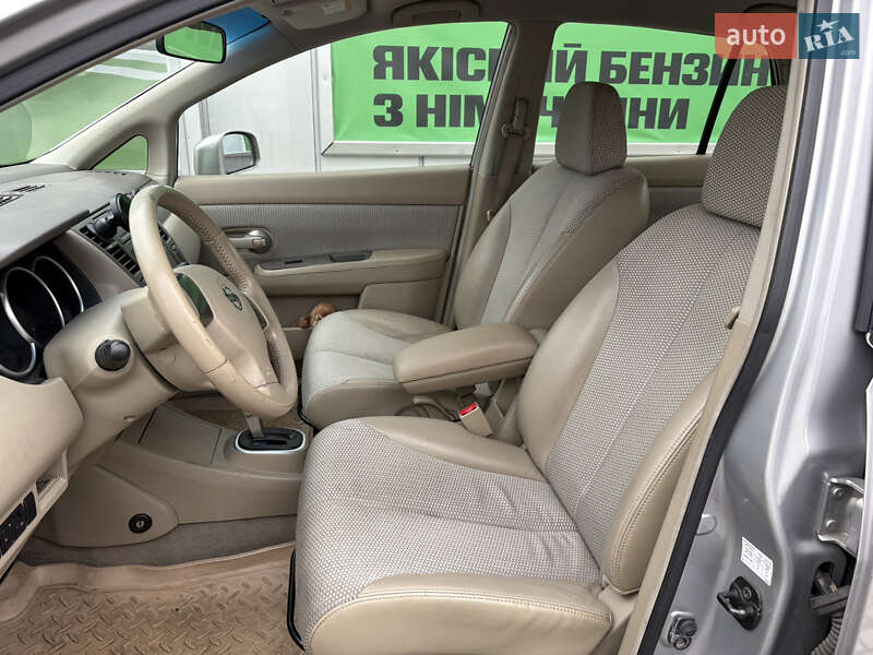 Седан Nissan TIIDA 2008 в Киеве