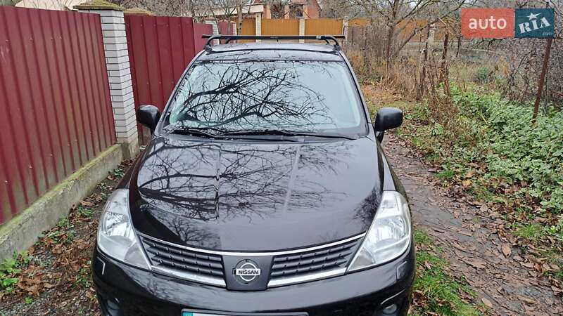 Хэтчбек Nissan TIIDA 2010 в Киеве фото 5 Хэтчбек Nissan TIIDA 2010 в Киеве