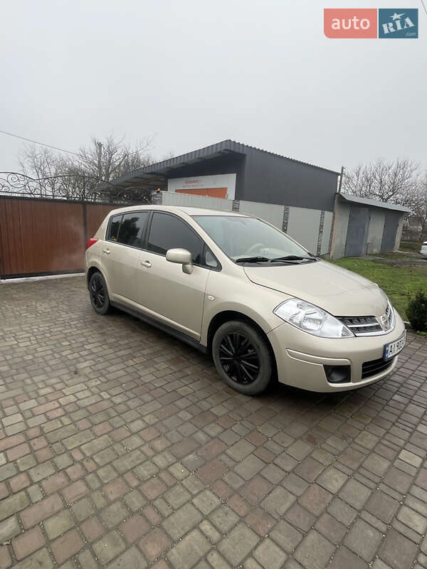 Nissan TIIDA 2012 Nissan TIIDA 2012