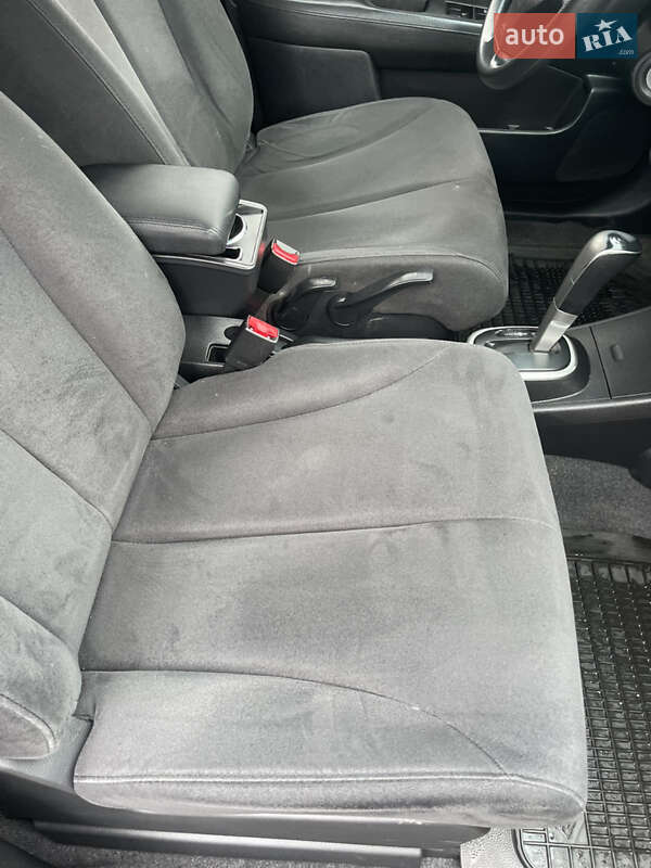 Хэтчбек Nissan TIIDA 2008 в Сваляве