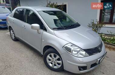 Седан Nissan TIIDA 2008 в Києві