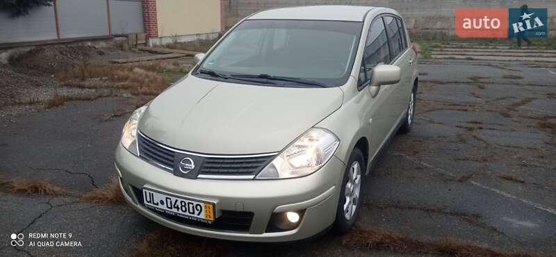 Хетчбек Nissan TIIDA 2008 в Вінниці