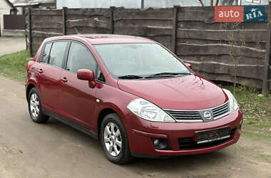 Хэтчбек Nissan TIIDA 2008 в Звенигородке