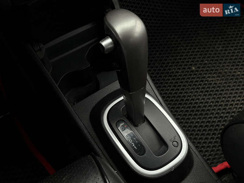 Хетчбек Nissan TIIDA 2008 в Звенигородці