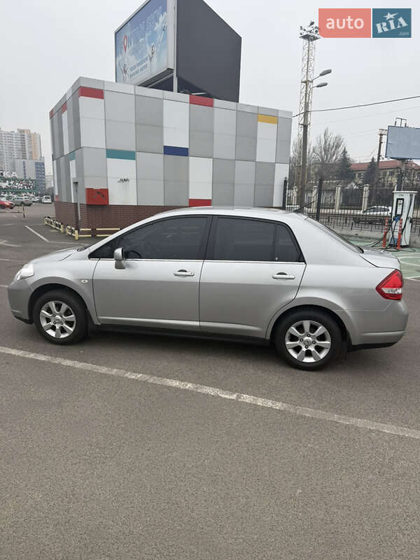 Седан Nissan TIIDA 2007 в Одесі