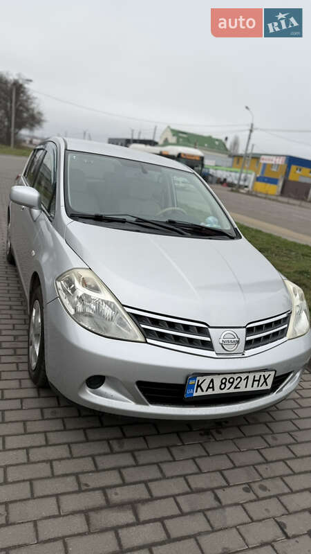 Хетчбек Nissan TIIDA 2010 в Білій Церкві