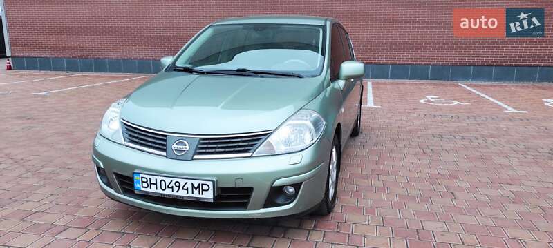 Хэтчбек Nissan TIIDA 2008 в Одессе фото 7 Хэтчбек Nissan TIIDA 2008 в Одессе