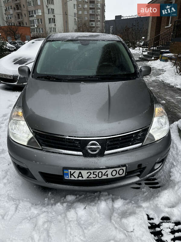 Седан Nissan TIIDA 2008 в Киеве фото 5 Седан Nissan TIIDA 2008 в Киеве