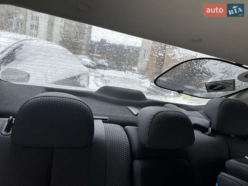 Седан Nissan TIIDA 2008 в Киеве фото 9 Седан Nissan TIIDA 2008 в Киеве