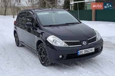 Хэтчбек Nissan TIIDA 2008 в Умани