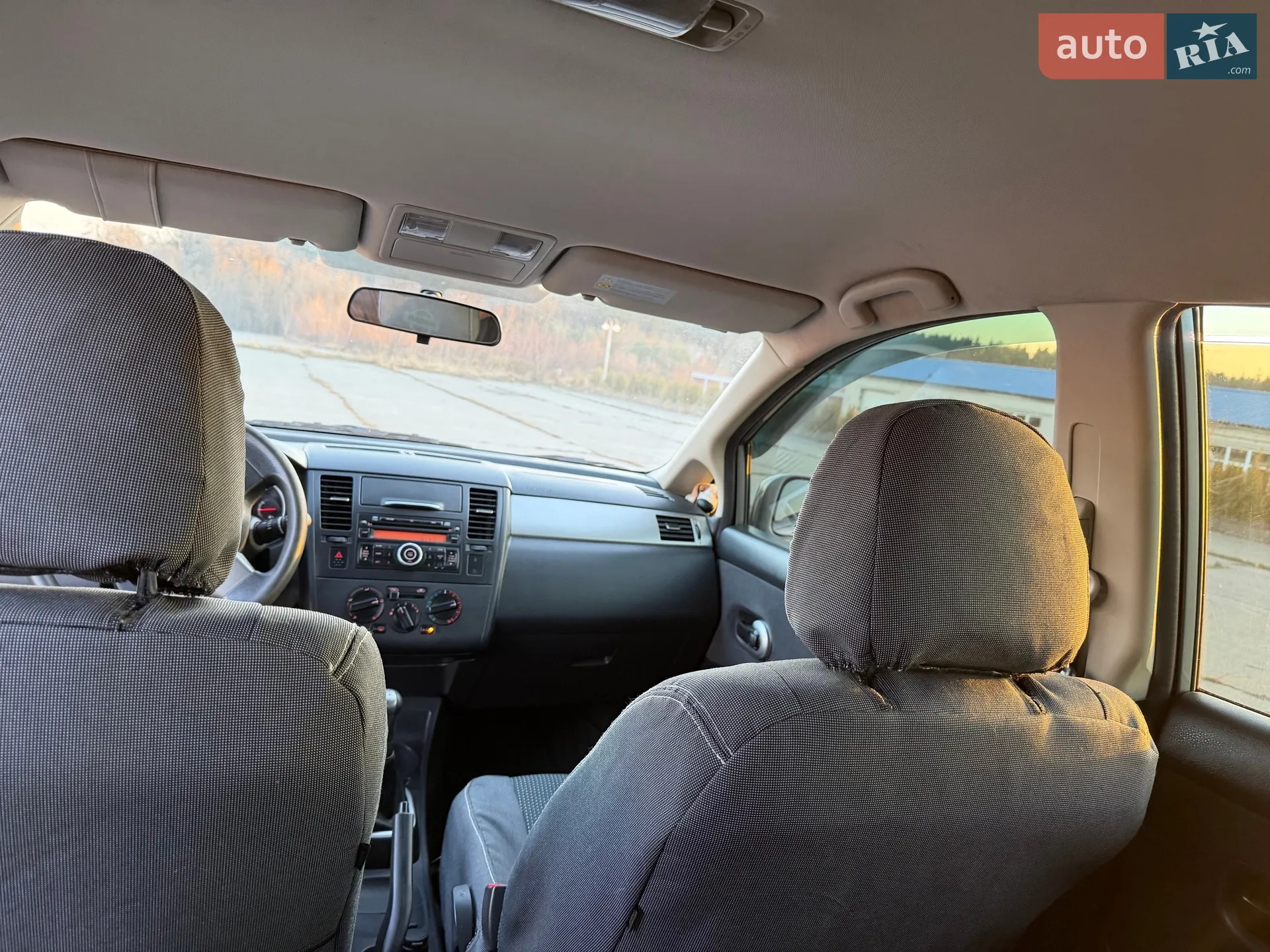 2011 Nissan Tiida - мініатюра 12