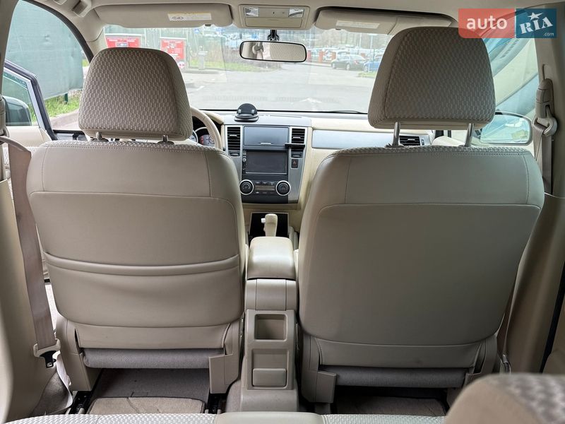 Хэтчбек Nissan TIIDA 2012 в Киеве