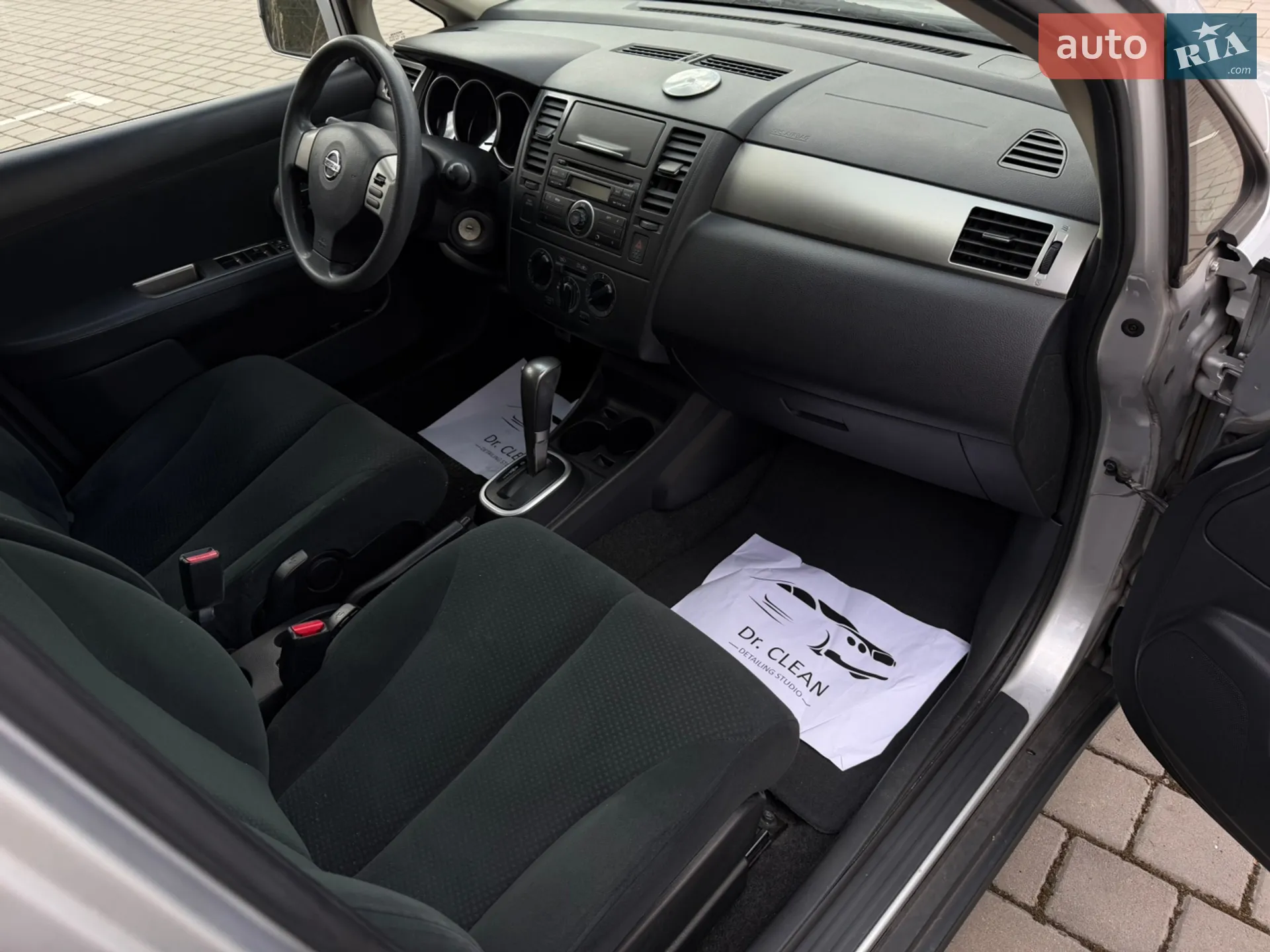 2010 Nissan Tiida - мініатюра 6