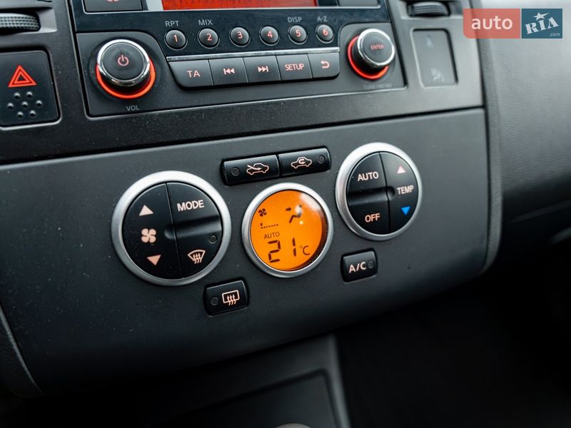 Хетчбек Nissan TIIDA 2008 в Києві