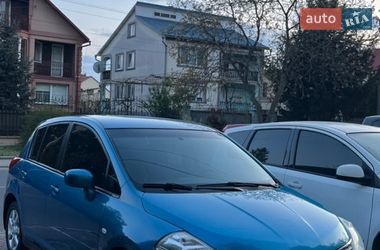 Хетчбек Nissan TIIDA 2008 в Ужгороді