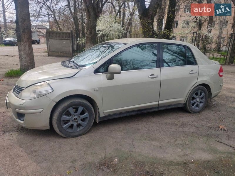 Седан Nissan TIIDA 2007 в Одессе фото Седан Nissan TIIDA 2007 в Одессе