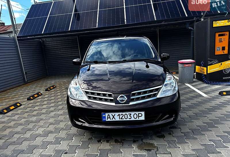 Хетчбек Nissan TIIDA 2012 в Харкові