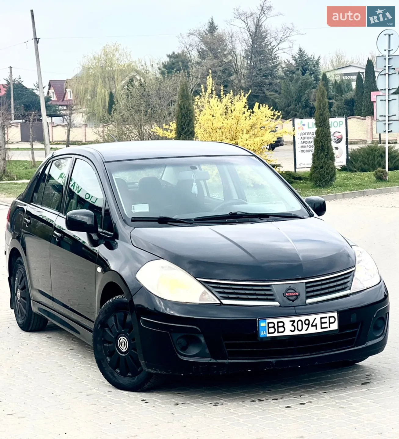 2010 Nissan Tiida - мініатюра 8