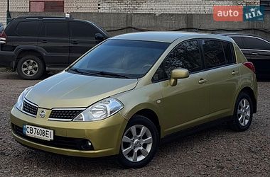 Хэтчбек Nissan TIIDA 2007 в Чернигове