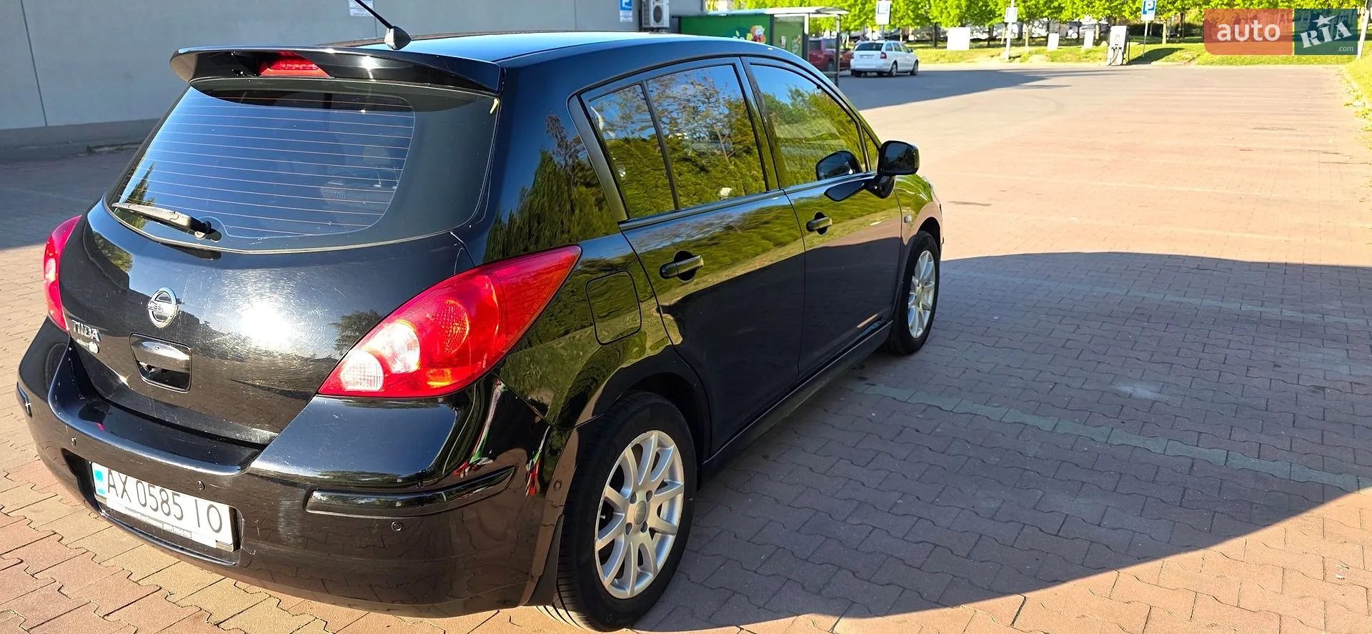 2013 Nissan Tiida - мініатюра 4