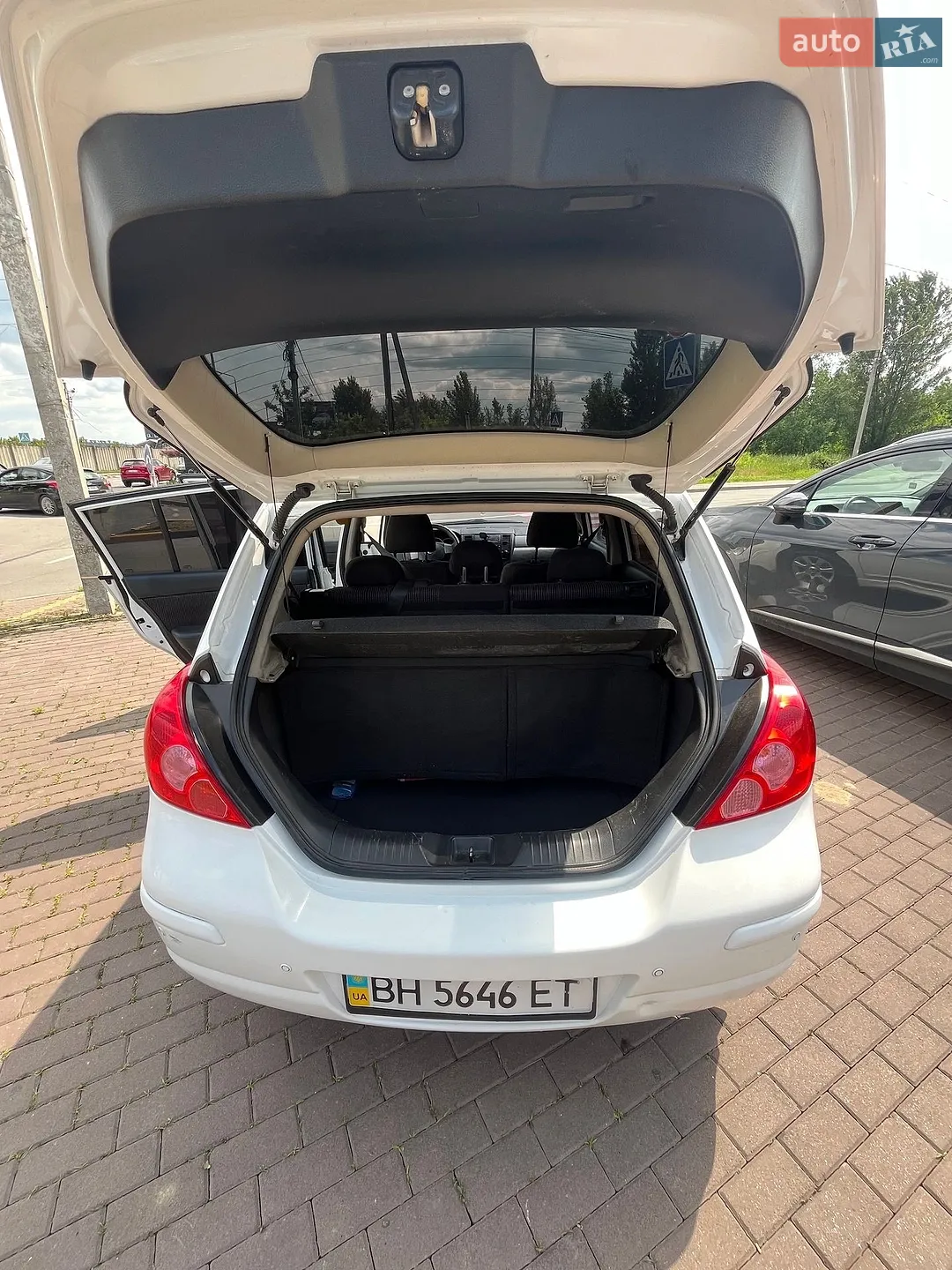 2012 Nissan Tiida - мініатюра 16
