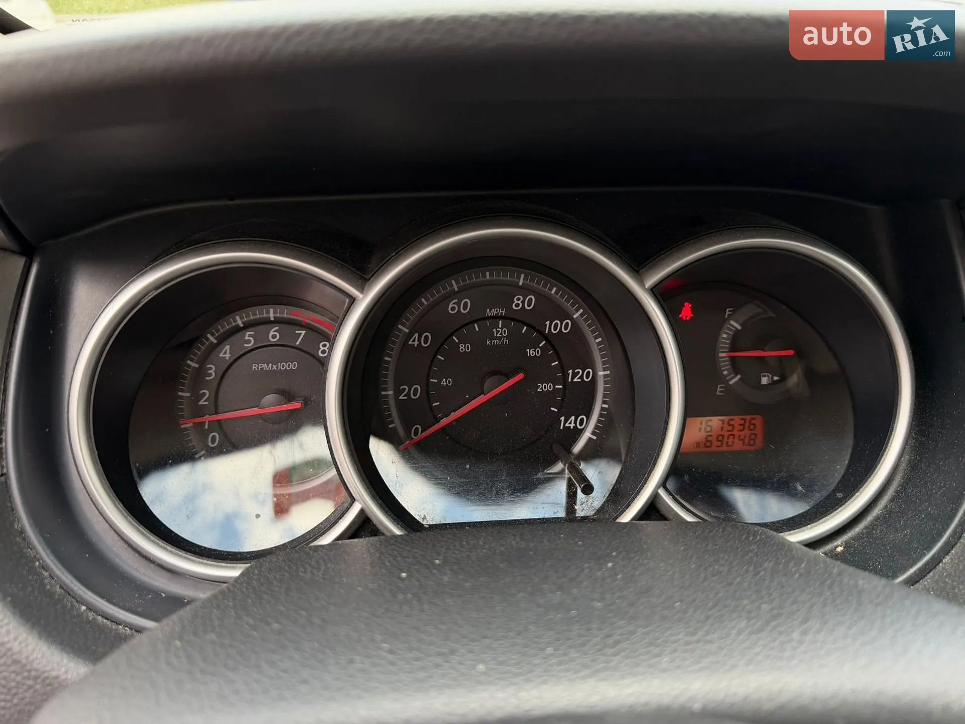 2010 Nissan Tiida - мініатюра 5