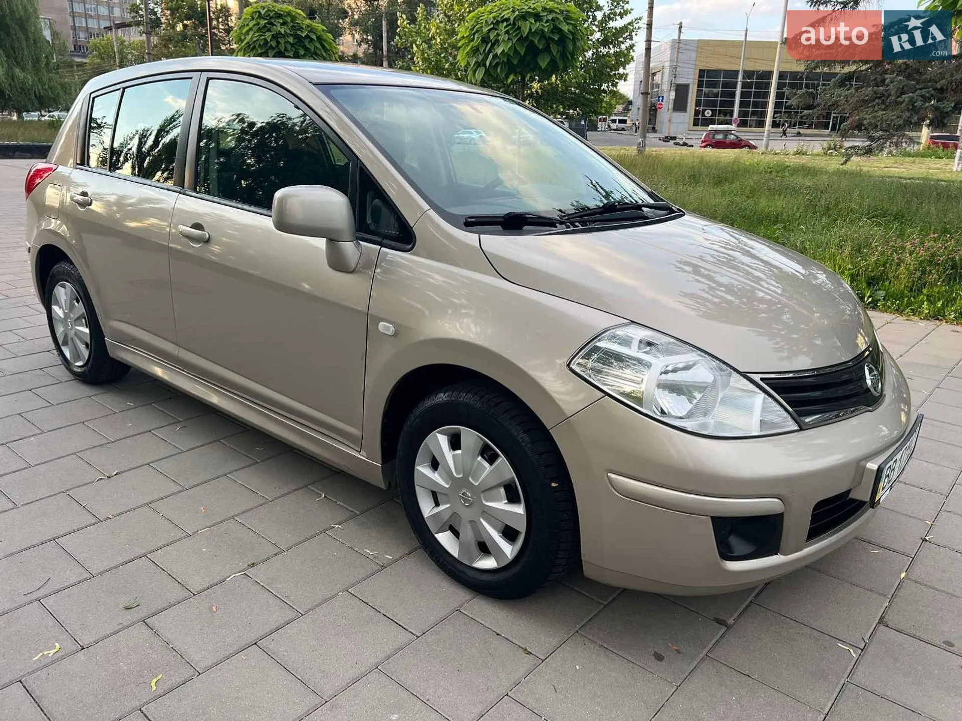 2012 Nissan Tiida - мініатюра 13