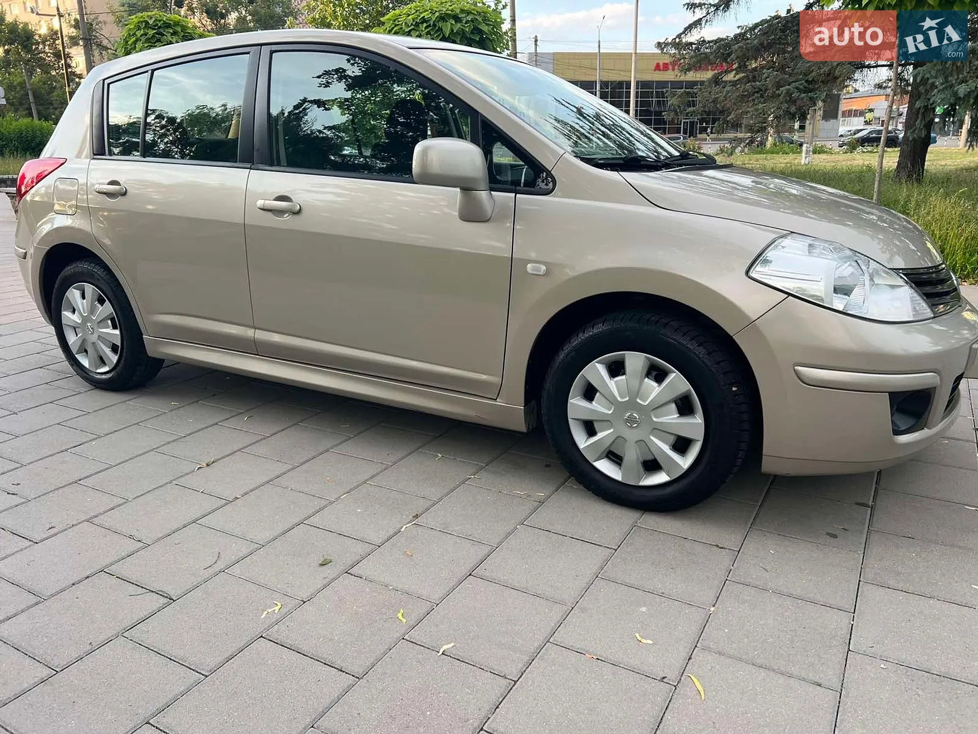 2012 Nissan Tiida - мініатюра 14