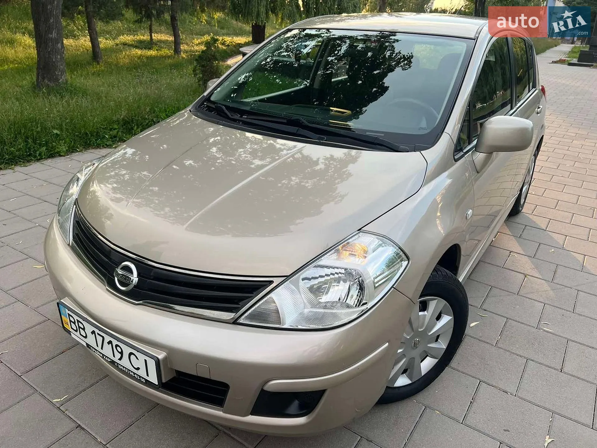 2012 Nissan Tiida - мініатюра 10