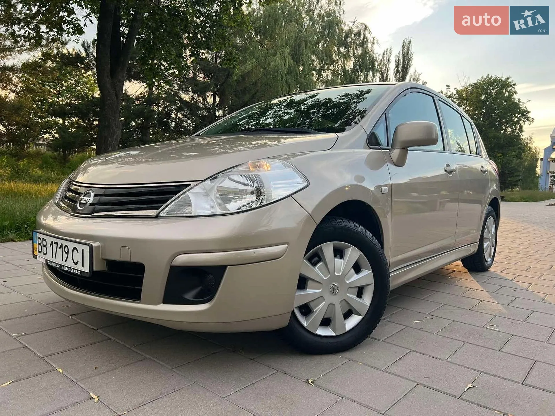 2012 Nissan Tiida - мініатюра 11
