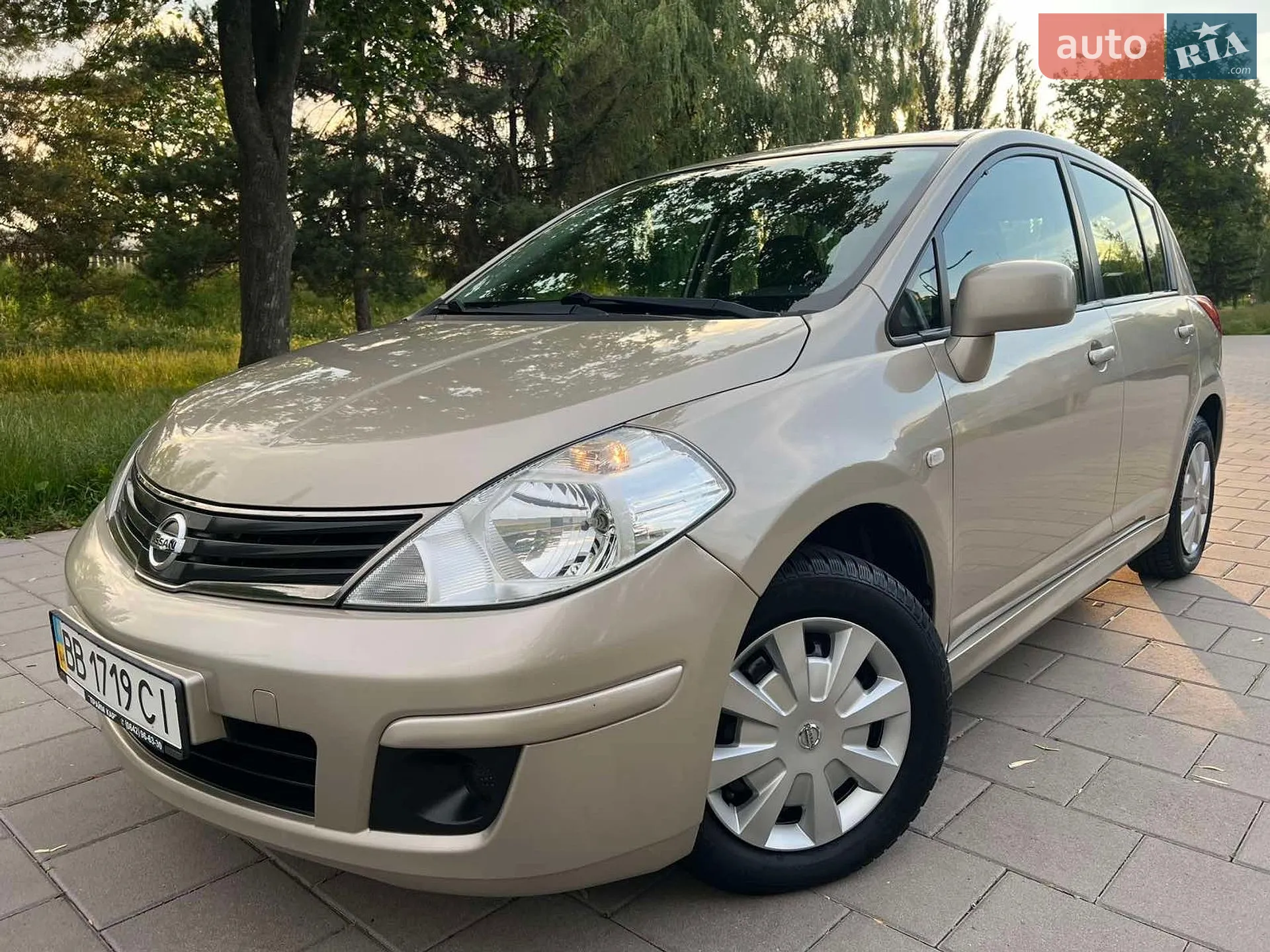 2012 Nissan Tiida - мініатюра 12