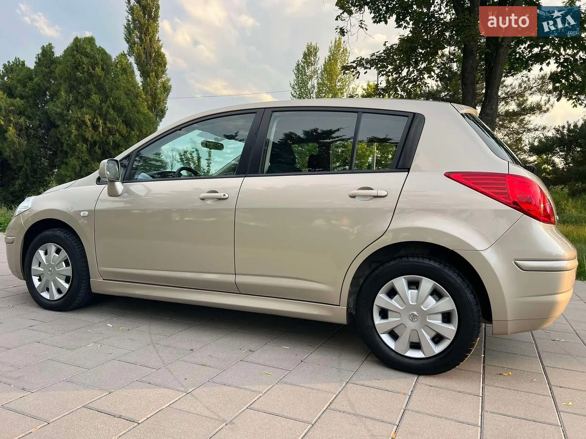 2012 Nissan Tiida - мініатюра 17