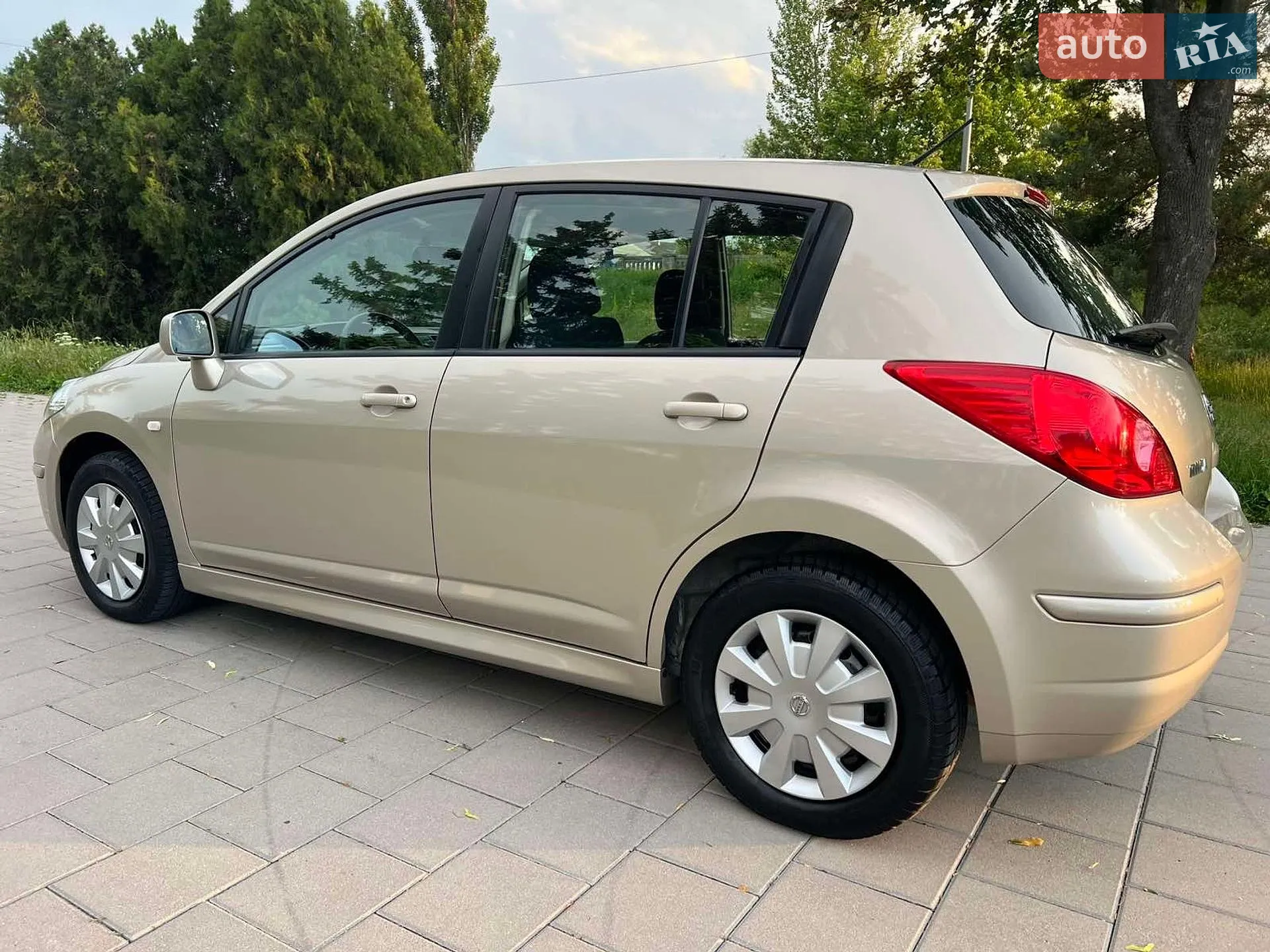 2012 Nissan Tiida - мініатюра 18