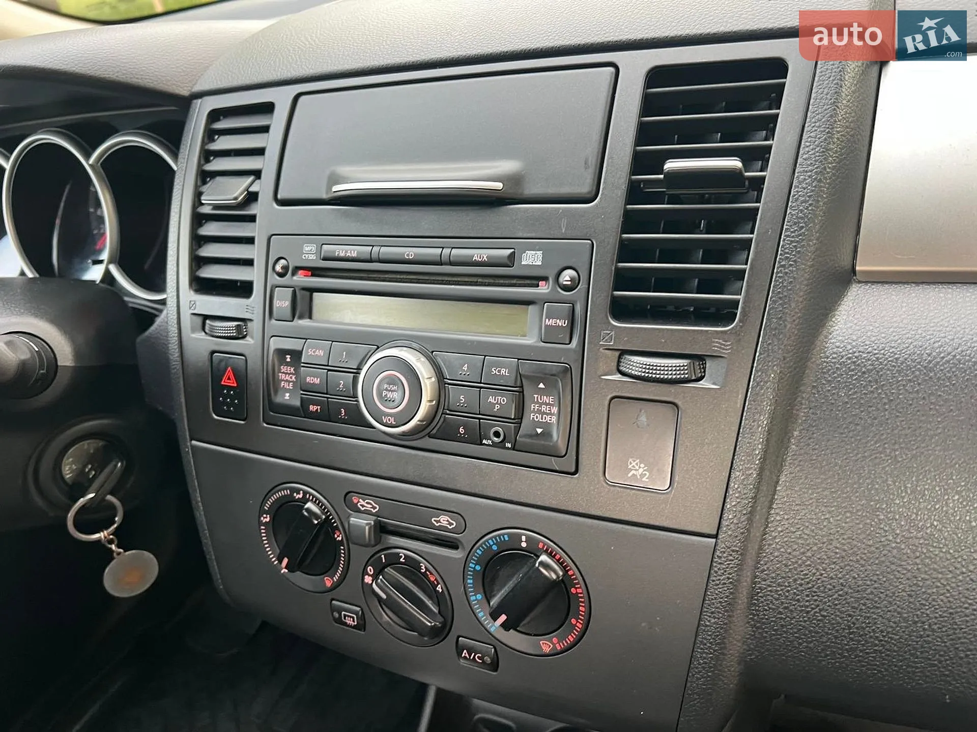 2012 Nissan Tiida - мініатюра 50
