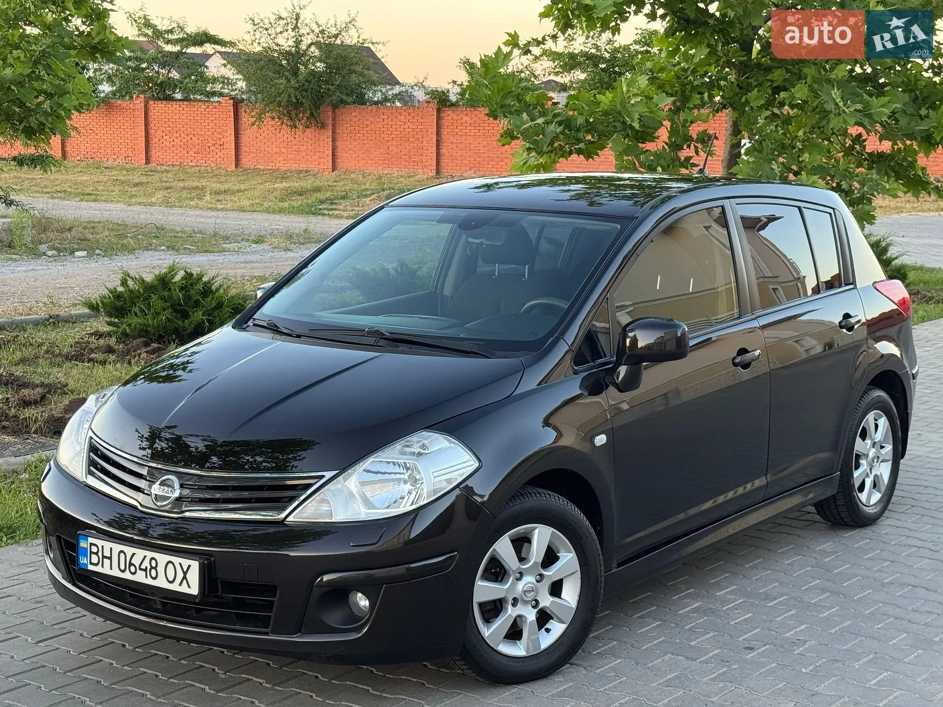 2010 Nissan Tiida - мініатюра 7