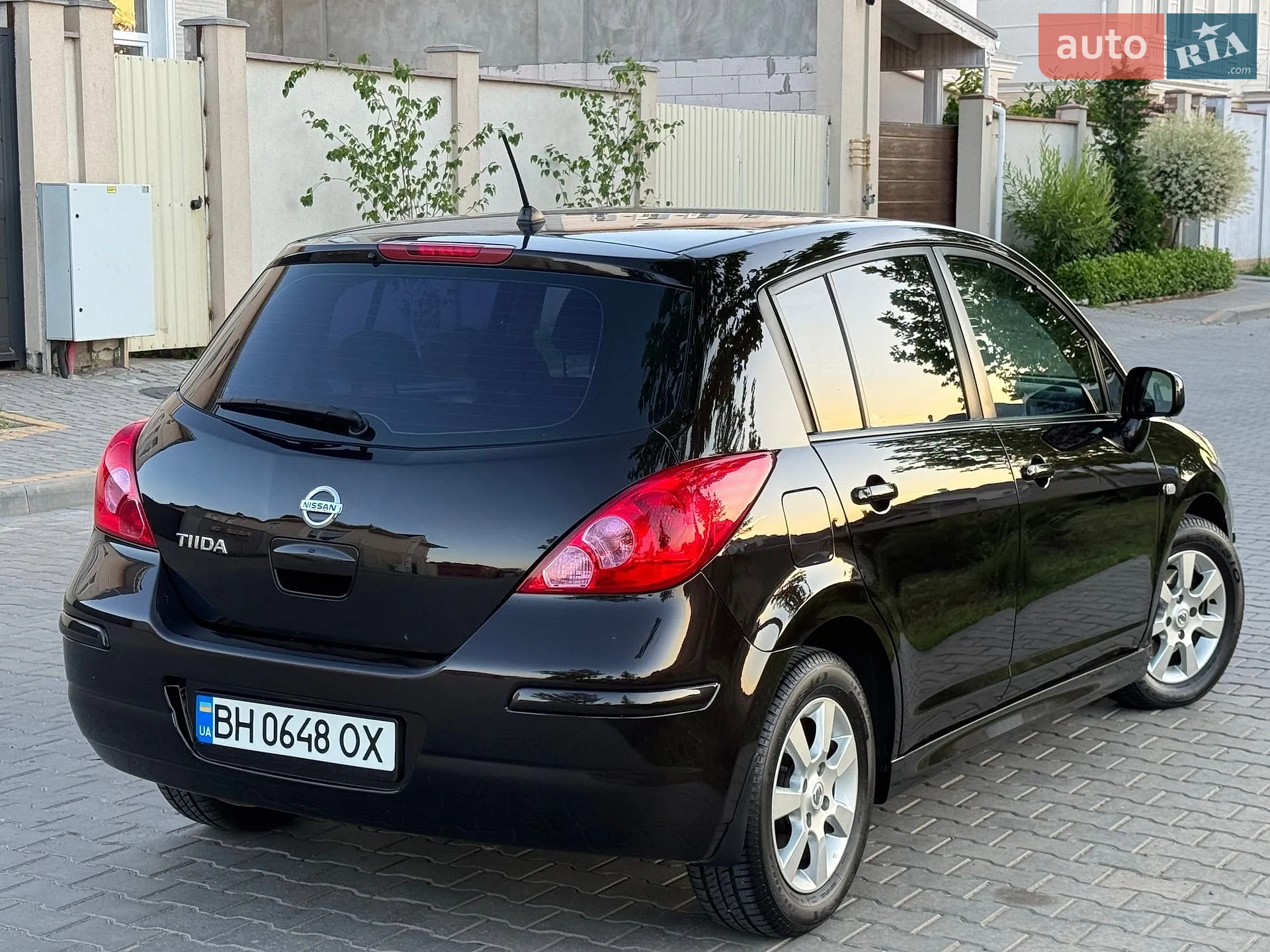 2010 Nissan Tiida - мініатюра 13