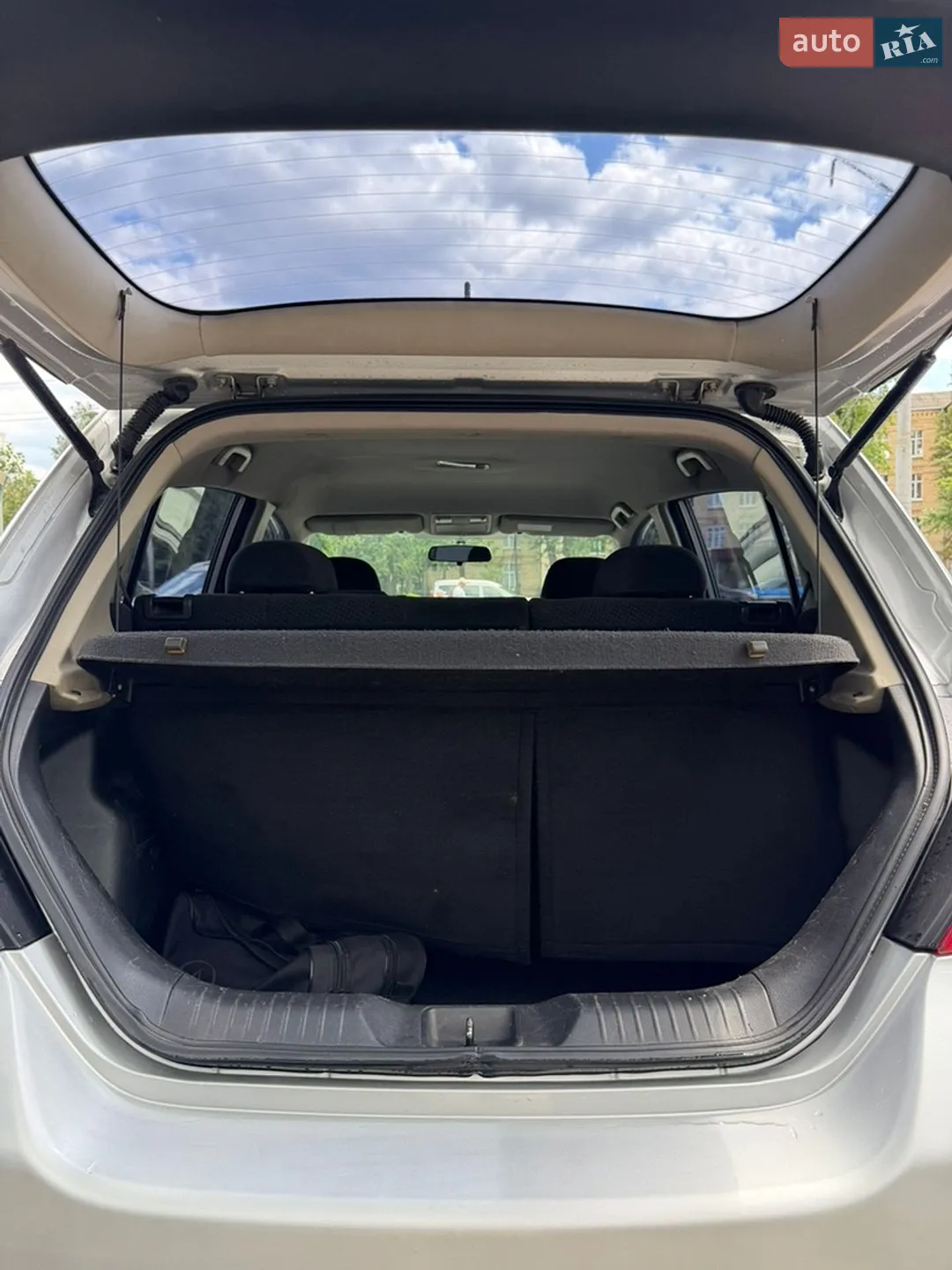 2012 Nissan Tiida - мініатюра 9