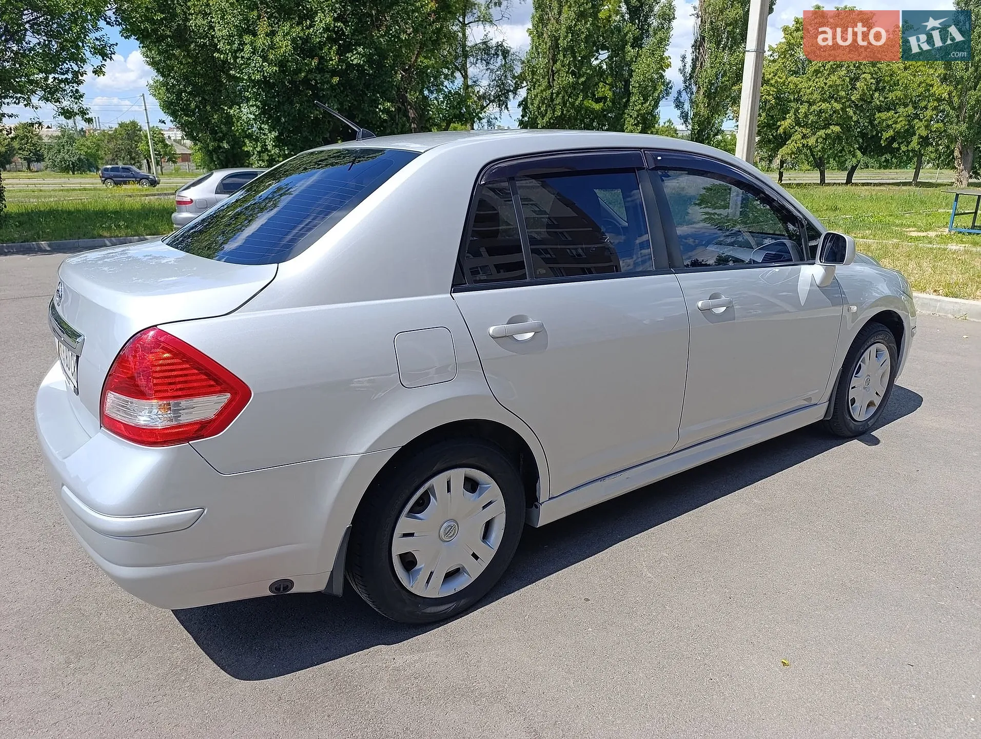 2011 Nissan Tiida - мініатюра 8