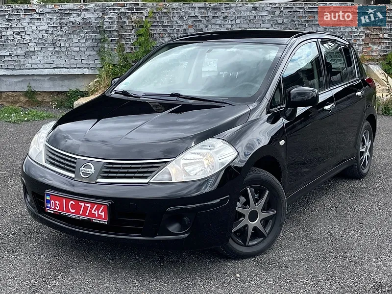 Nissan TIIDA