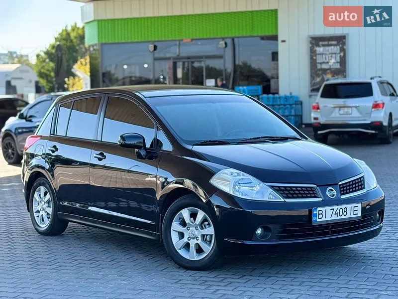 Nissan TIIDA