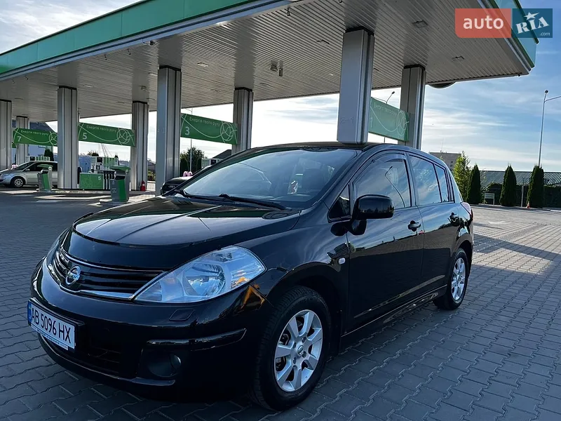 Nissan TIIDA