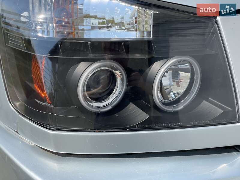 Пікап Nissan Titan 2006 в Києві