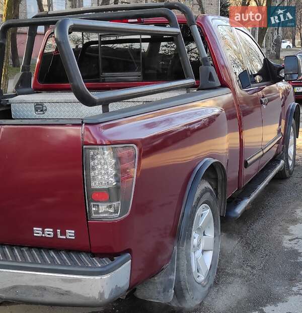 Пікап Nissan Titan 2004 в Запоріжжі