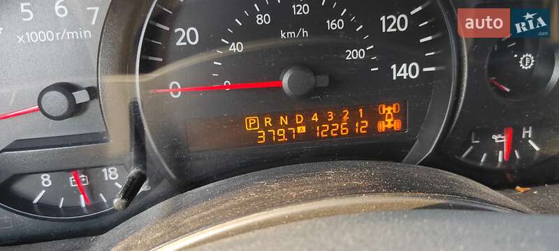 Пікап Nissan Titan 2004 в Запоріжжі