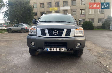 Пикап Nissan Titan 2014 в 